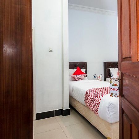 Oyo 1520 Hotel Kartini Tarutung Dış mekan fotoğraf