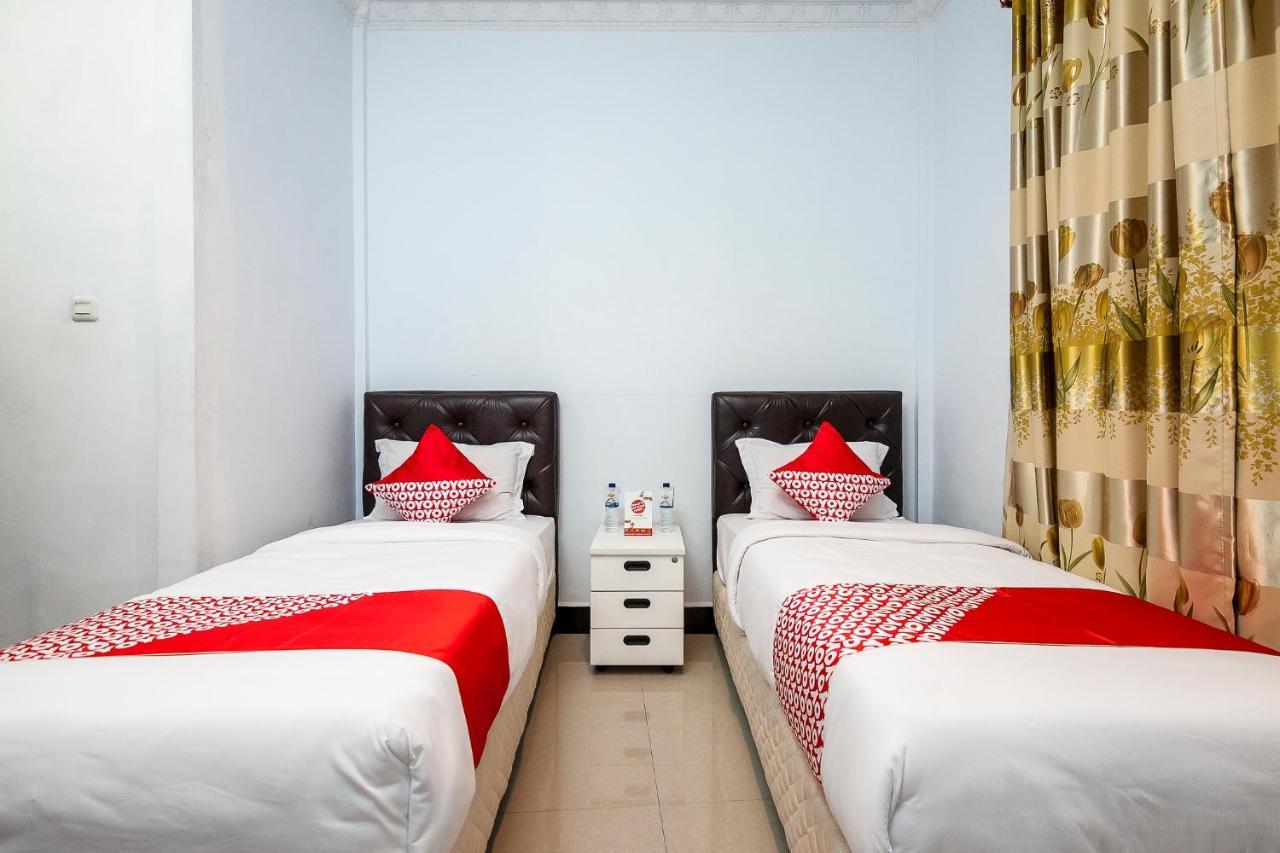 Oyo 1520 Hotel Kartini Tarutung Dış mekan fotoğraf