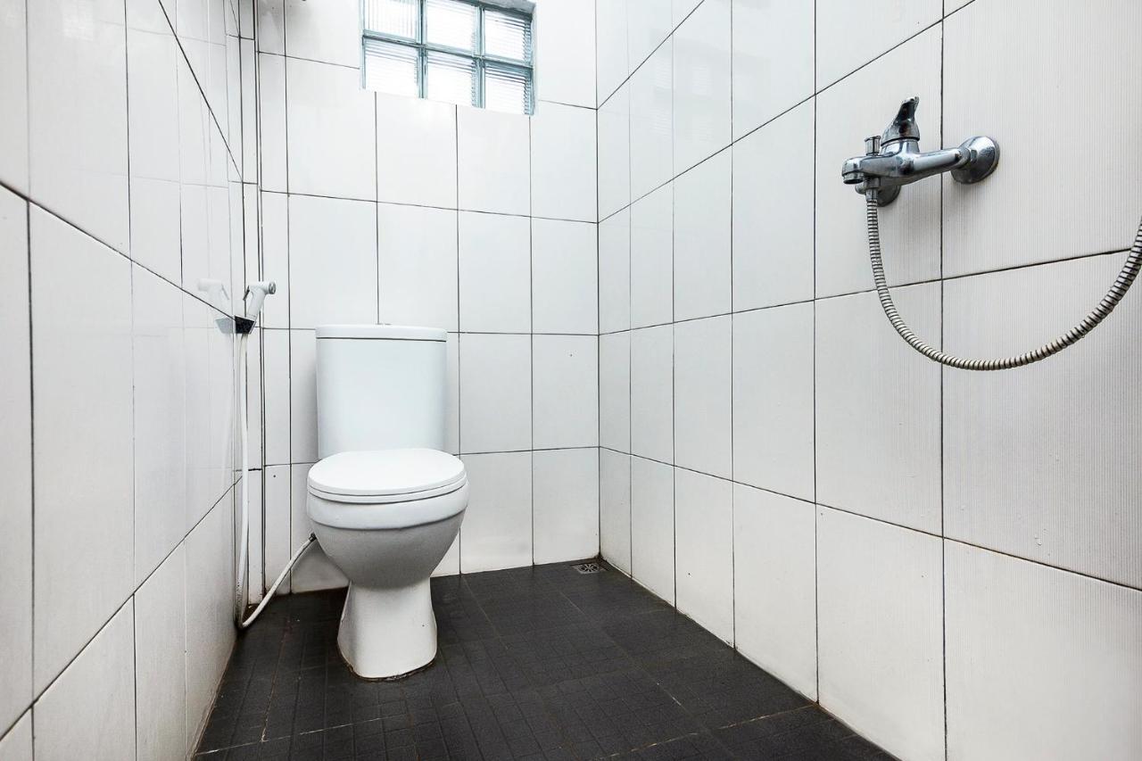 Oyo 1520 Hotel Kartini Tarutung Dış mekan fotoğraf