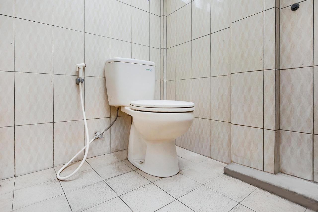 Oyo 1520 Hotel Kartini Tarutung Dış mekan fotoğraf