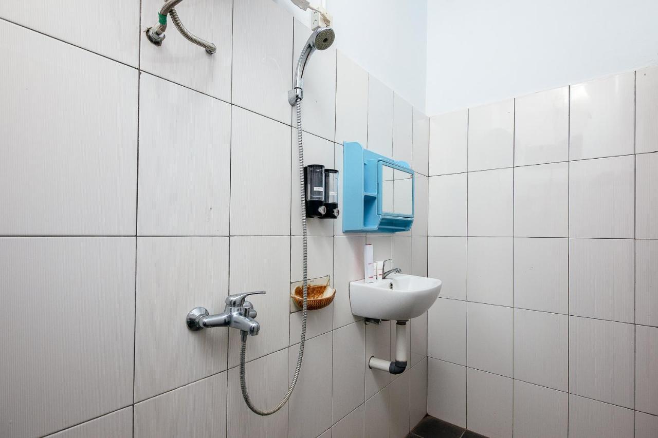 Oyo 1520 Hotel Kartini Tarutung Dış mekan fotoğraf